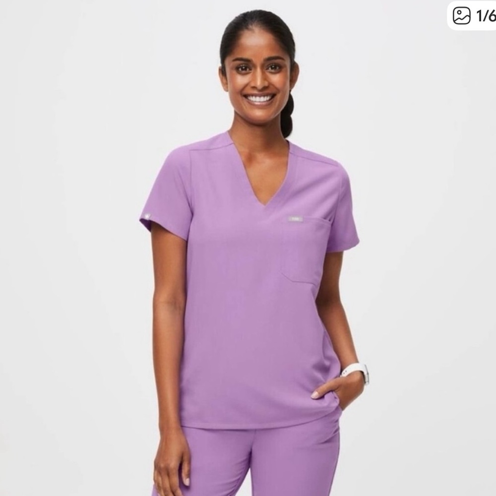 Figs Catarina Scrub Top Lilac Dawn